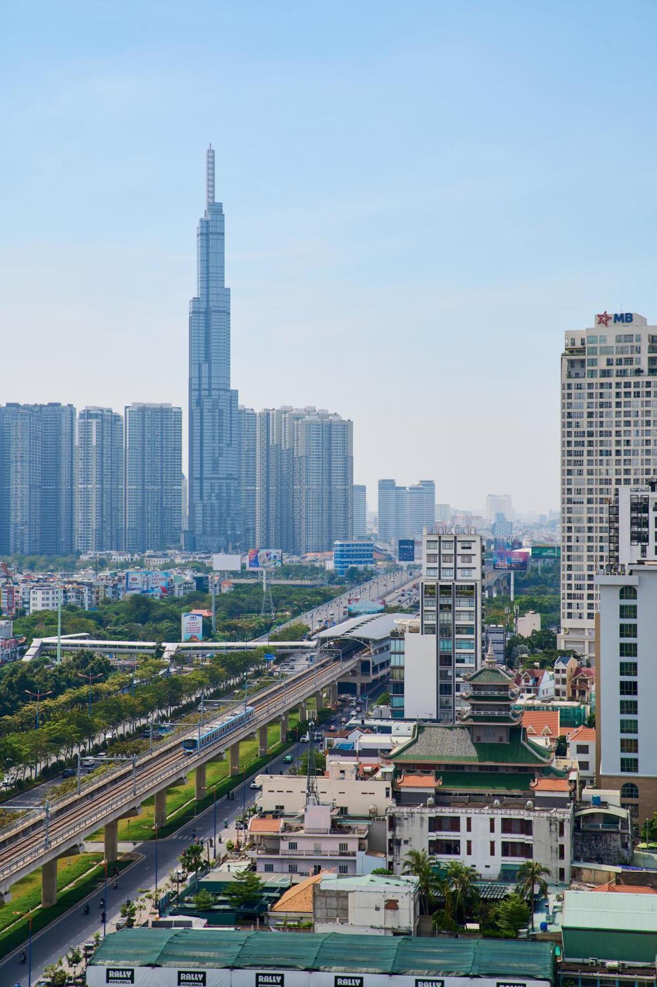 Masteri Thao Dien Luxury 5mins To Metro Apartment *